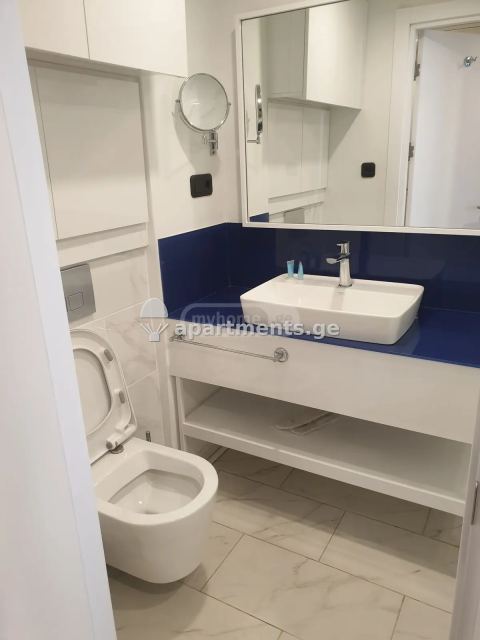 იყიდება 1 ოთახიანი ბინა ბათუმში, Orbi City Block C