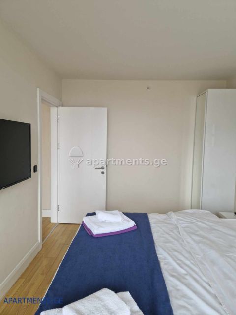 იყიდება 2 ოთახიანი ბინა ბათუმში, Orbi City Block C