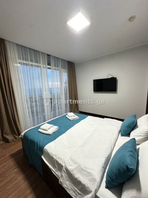 იყიდება 2 ოთახიანი ბინა ბათუმში, Orbi Residence