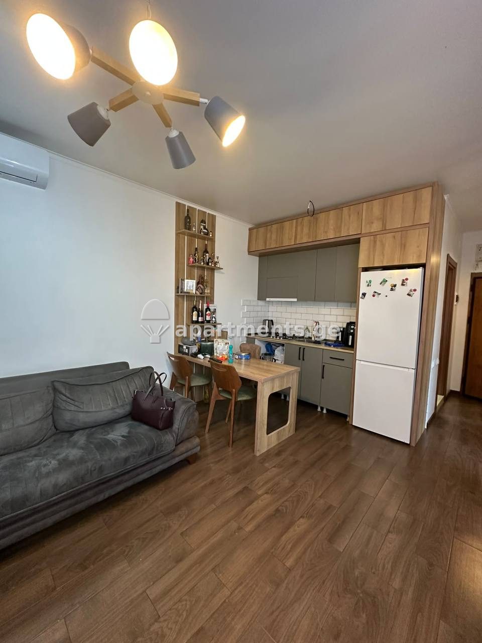იყიდება 2 ოთახიანი ბინა ბათუმში, Modern Residence
