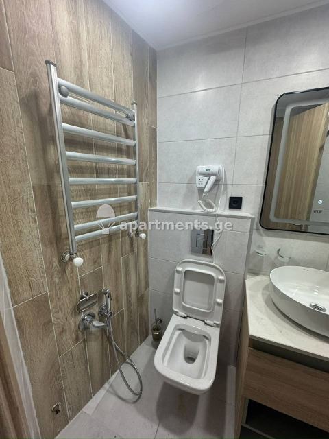 Продаётся 1-комнатная квартира в Батуми, Marina Club