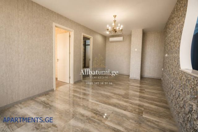 იყიდება 3 ოთახიანი ბინა ბათუმში